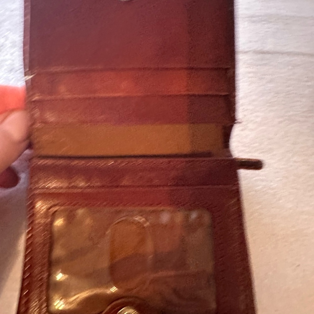 Fossil Rich Brown Leather Wallet - Picture 4 of 11